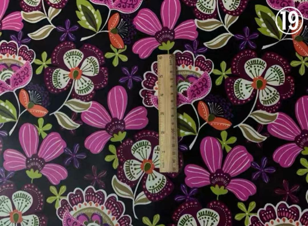 キャスキッドソン 生地　ラミネート