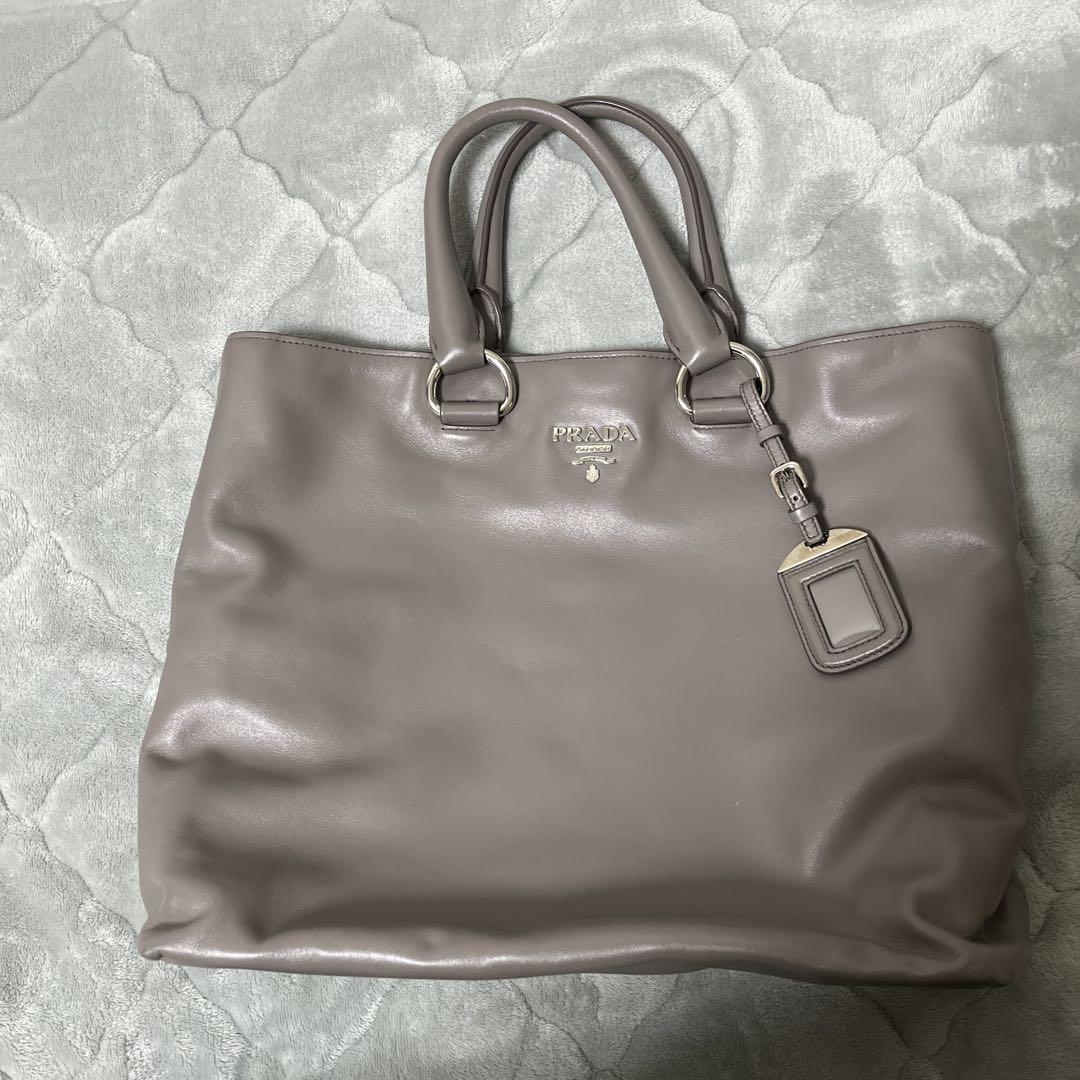 ☆PRADA☆ ミランダ愛用 ソフトレザー　2WAYトート　カラー:グレー