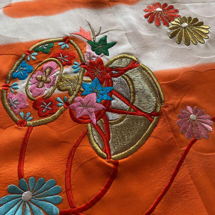 お買い得新作 刺繍が豪華 7歳 着物単品 七五三 u1m9B-m80809657096 鼓×白×オレンジ アンティーク着物 正規店人気