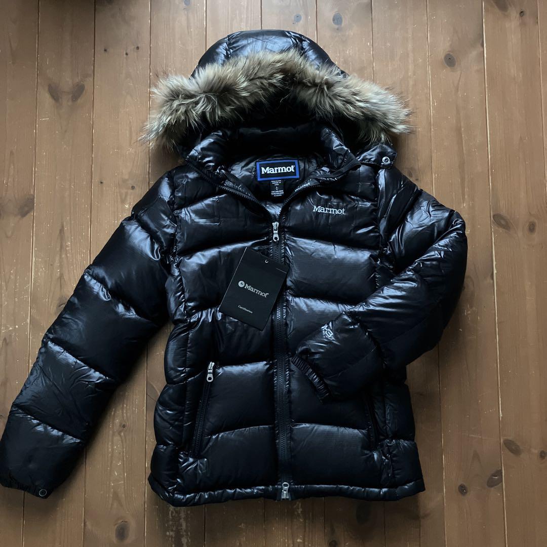 新品❤️タグ付き　Marmot ダウンジャケット