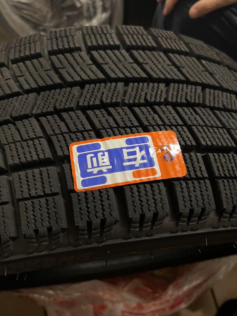 225|40R18