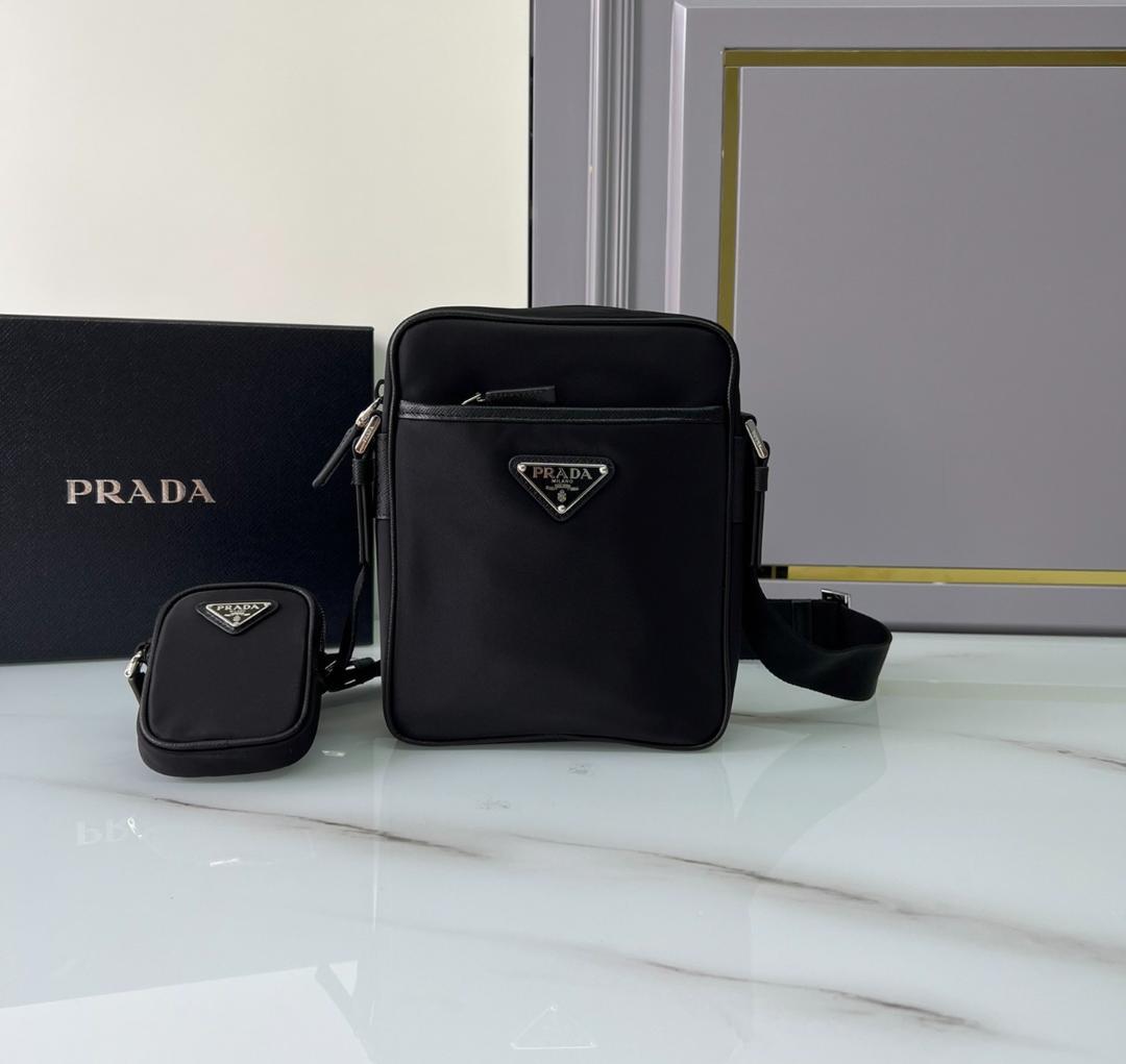 PRADA ブラック ショルダーバッグ レシート、箱付き 箱付き PRADA ブラック ショルダーバッグ スマホ対応 - メルカリ