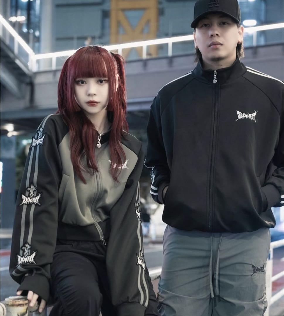 gibous × QOOZA QOOZA原宿限定商品 トラックジャケット gibous × QOOZA QOOZA原宿限定商品 トラックジャケット - メルカリ
