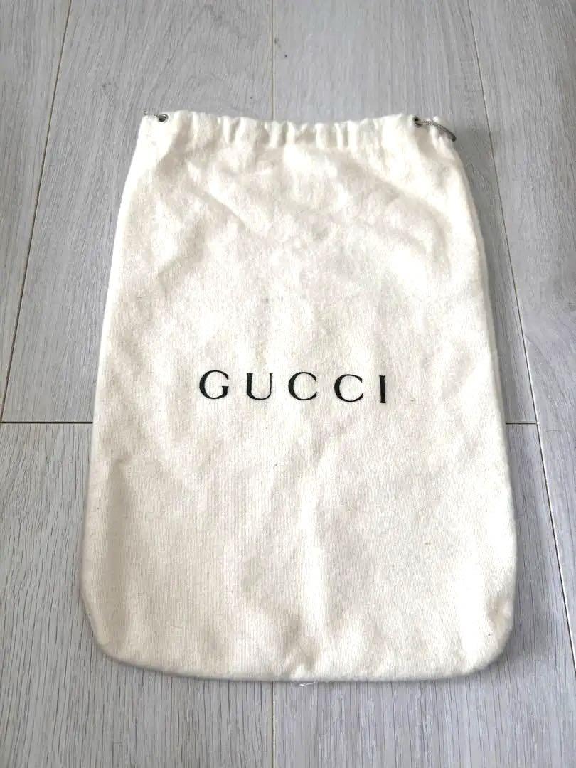 ★新品★Gucciオフホワイトフラットシューズゴールド金具付き　37C