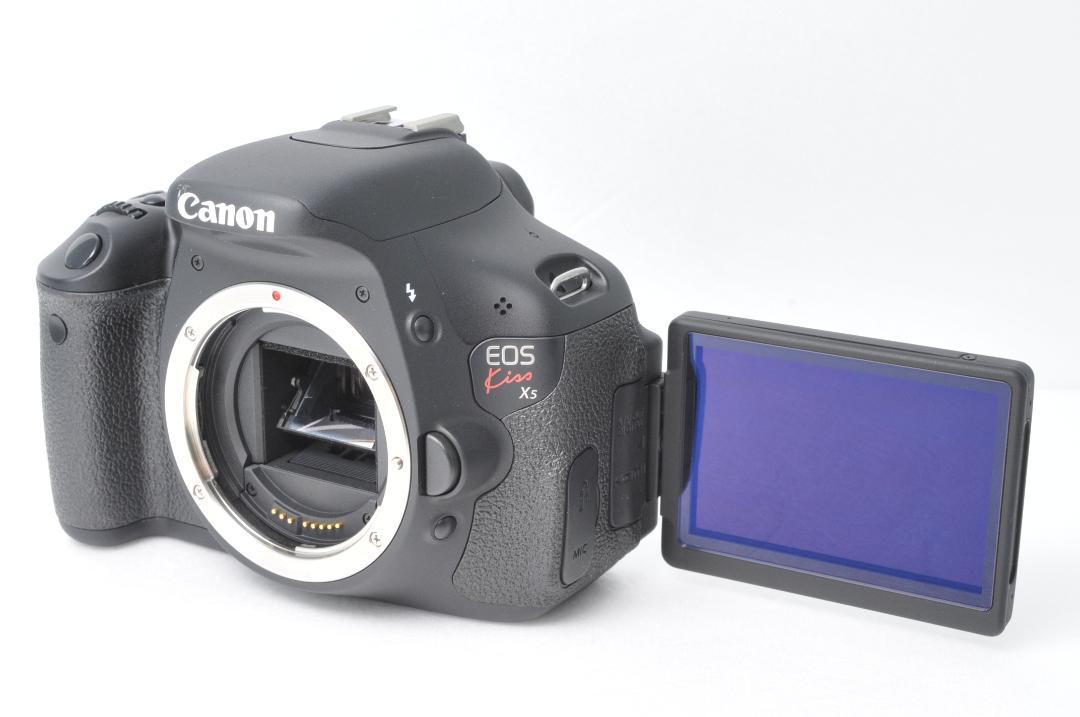 ショット数新品級❣️Canon EOS Kiss X5⭐️自撮り 一眼レフカメラ