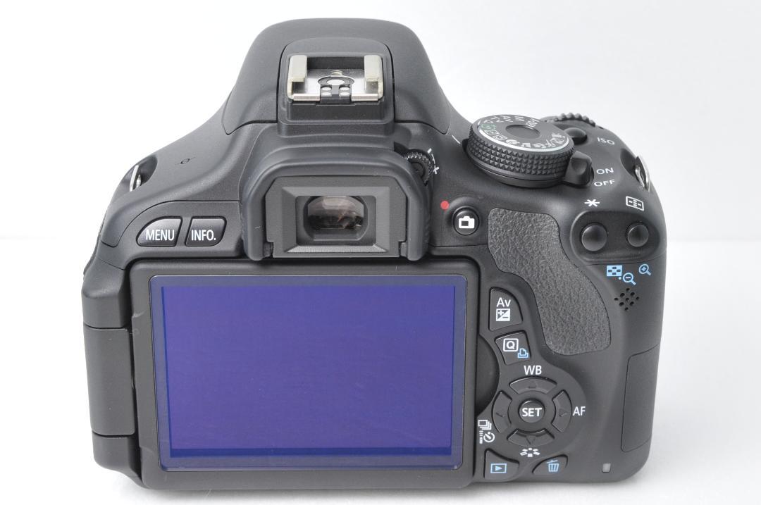 ショット数新品級❣️Canon EOS Kiss X5⭐️自撮り 一眼レフカメラ