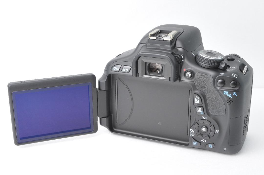 ショット数新品級❣️Canon EOS Kiss X5⭐️自撮り 一眼レフカメラ