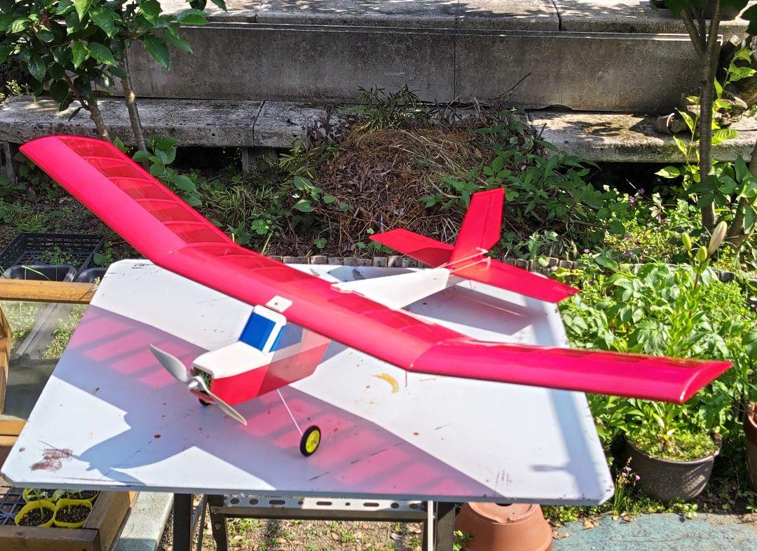 ラジコン飛行機（電動バルサ機体）