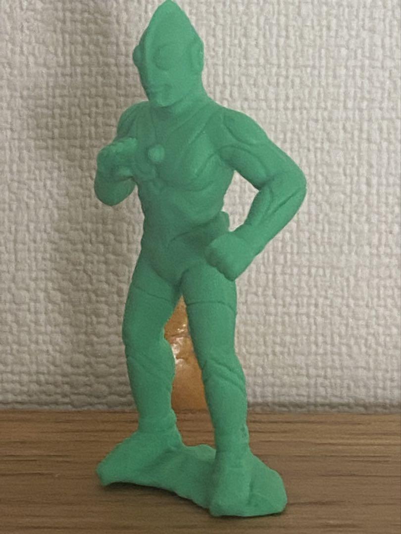 とっておきし福袋 ☆ウルトラマン☆ ウルトラ怪獣消しゴム キン消し ガチャ レトロ クリアファイル