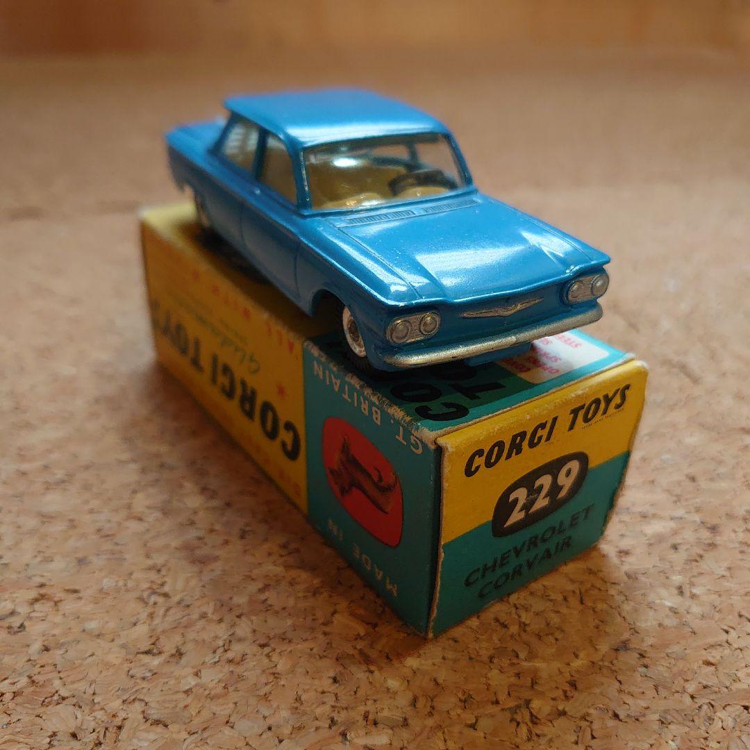 CORGI TOYS Chevrolet Corvair イギリス製