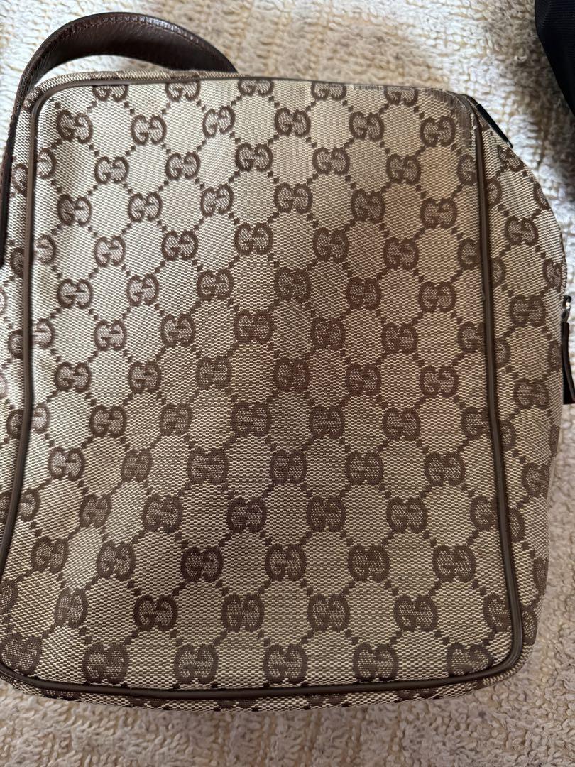 GUCCI GG柄 キャンバス　ショルダーバッグ