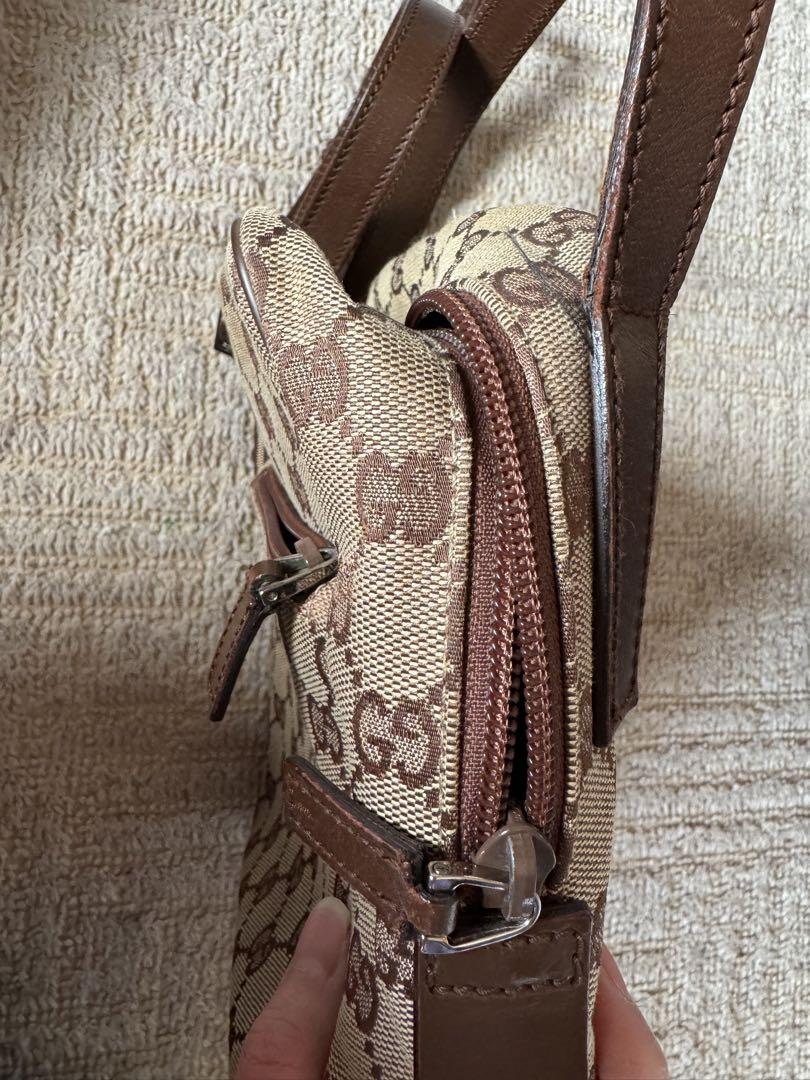 GUCCI GG柄 キャンバス　ショルダーバッグ