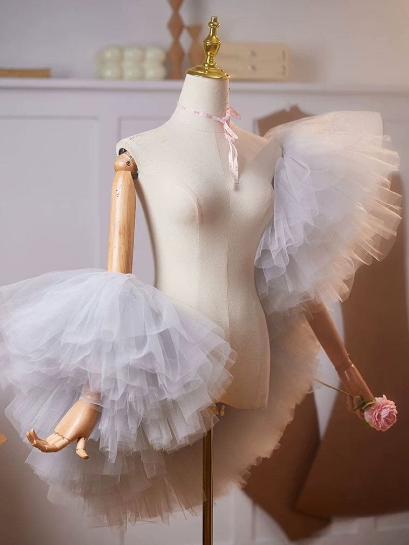 フリルスリーブのゴージャスなロングショール ブラック フリルが フリルスリーブのゴージャスなロングショール ブラック フリルが