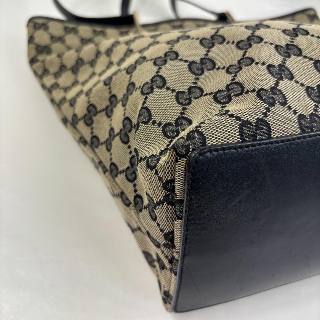 GUCCI GG キャンバス トートショルダーバッグ ブラック GUCCI GG キャンバス トートショルダーバッグ ブラック