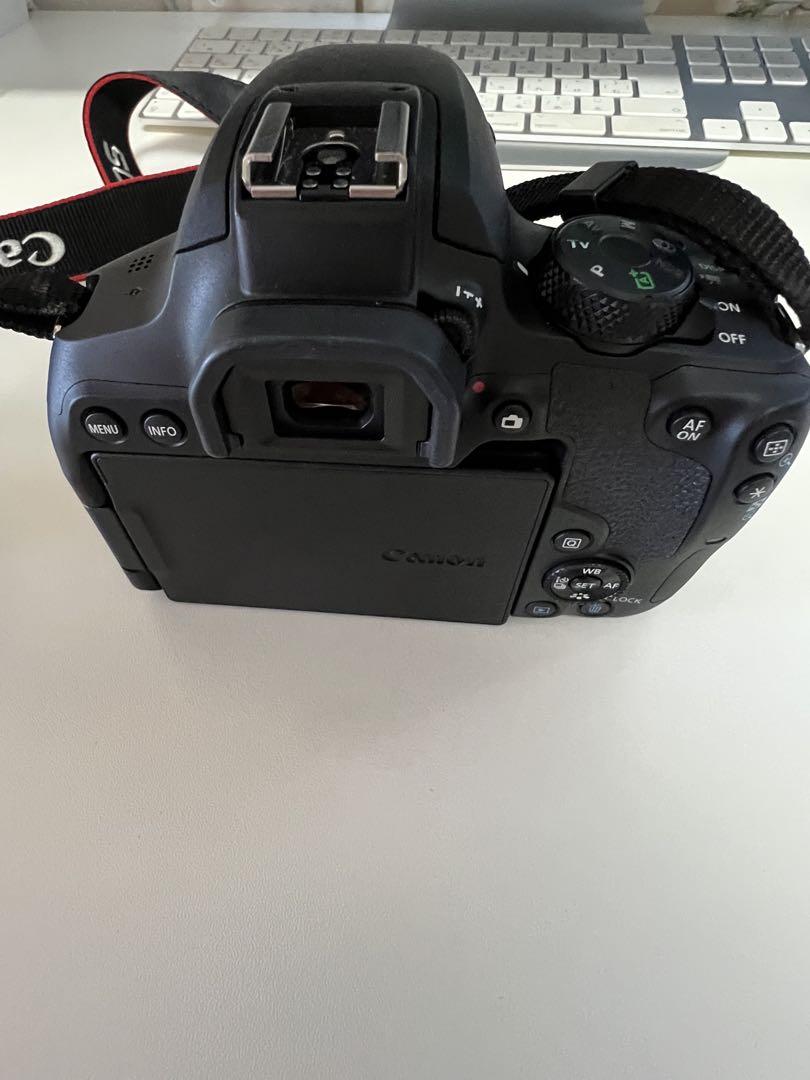 Canon EOS KISS X10i キャノンデジタル一眼レフカメラ　レンズ