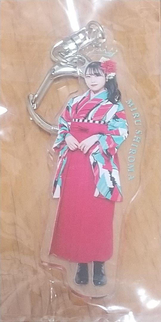 NMB48 白間美瑠 アクリルキーホルダー 8個 おまけ缶バッジ