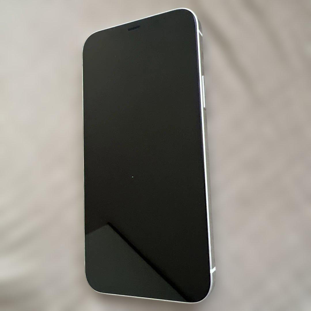 三*太様 Apple iPhone 12 ホワイト 本体