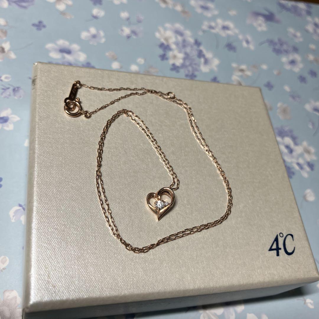 4°C 10金　ネックレス