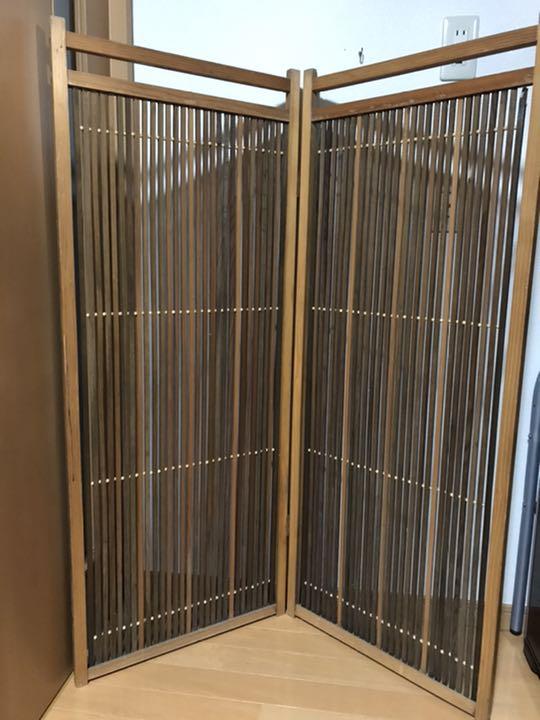 部屋のインテリアに折りたたみ！昭和レトロオシャレな衝立