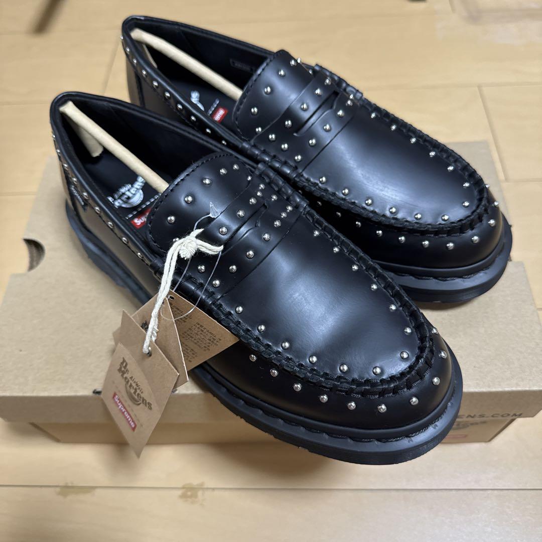 靴 supreme Dr Martens Studded Penton Loafer