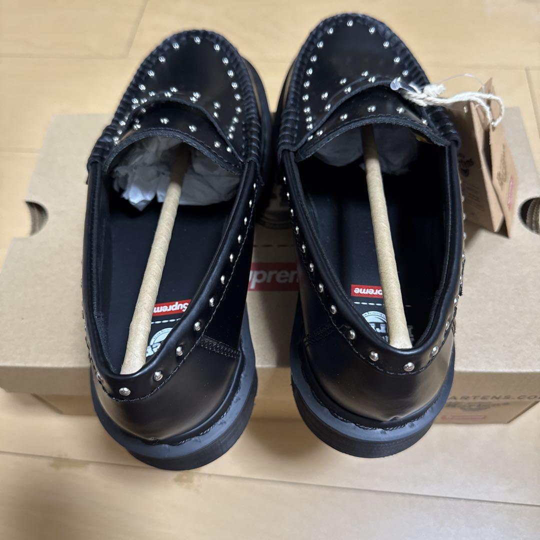 靴 supreme Dr Martens Studded Penton Loafer