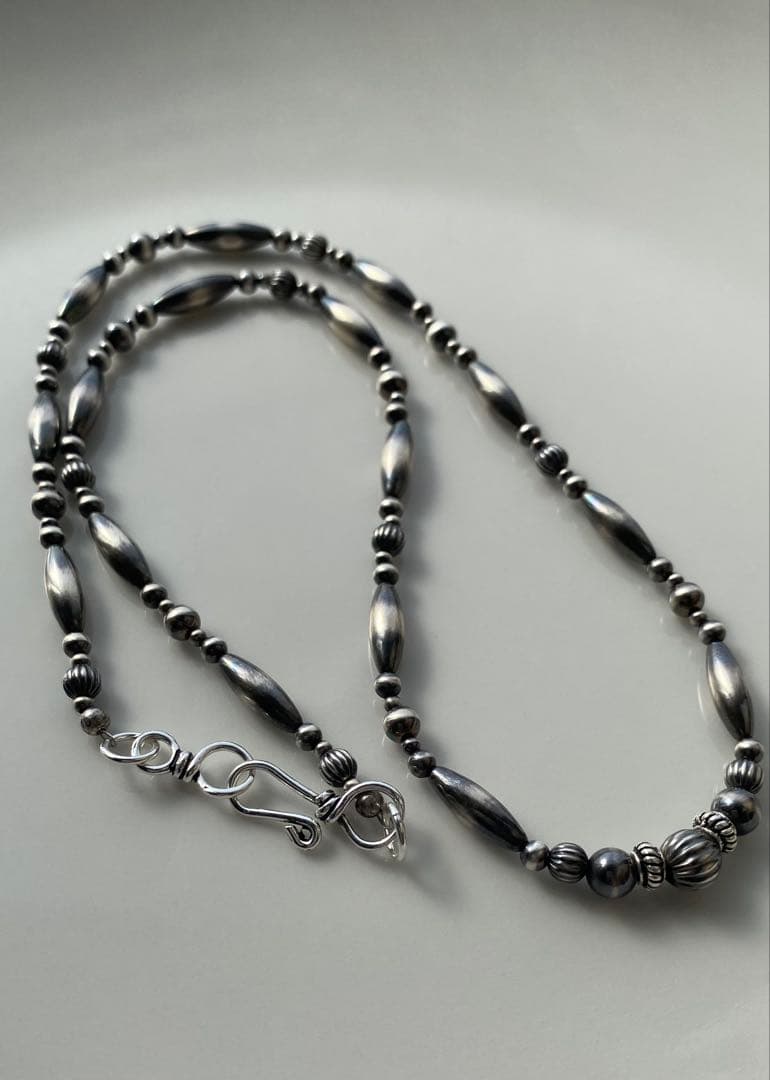 ナバホ ビーズ パール シルバー silver 925 ネックレス 燻銀 47 ナバホ ビーズ パール シルバー silver 925 ネックレス 燻銀 47