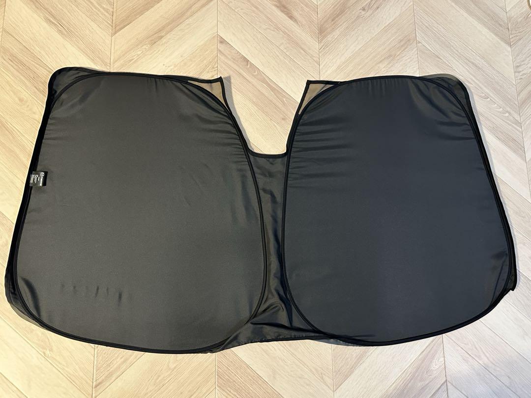 【そこそこ美品】MAZDA（マツダ）純正　MAZDA 3　サンシェード