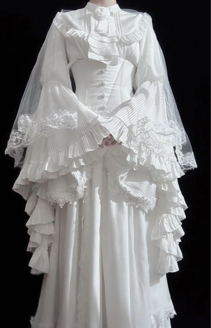 【8/5まで値下】ゴスロリ 姫袖 ブラウス 黒