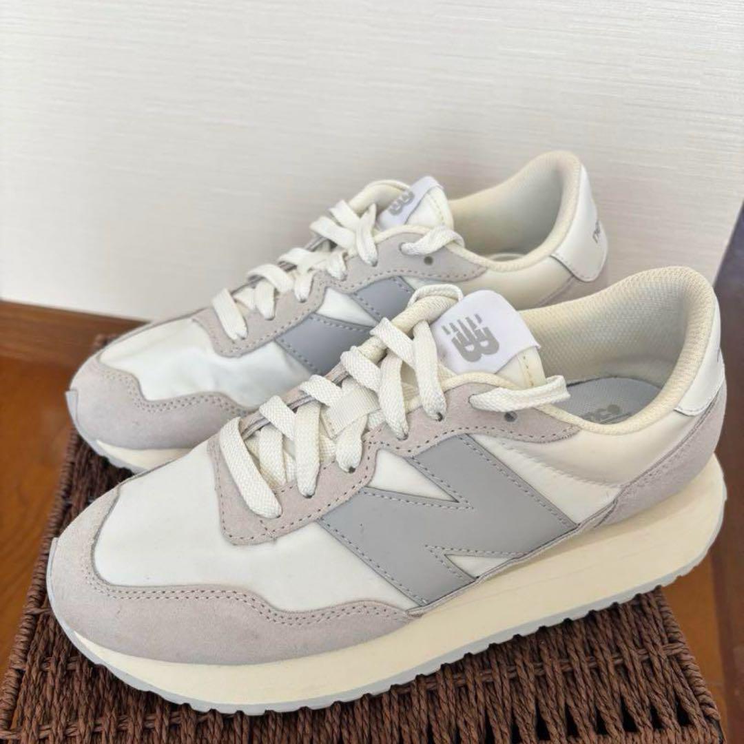 NEW BALANCE 237スニーカー