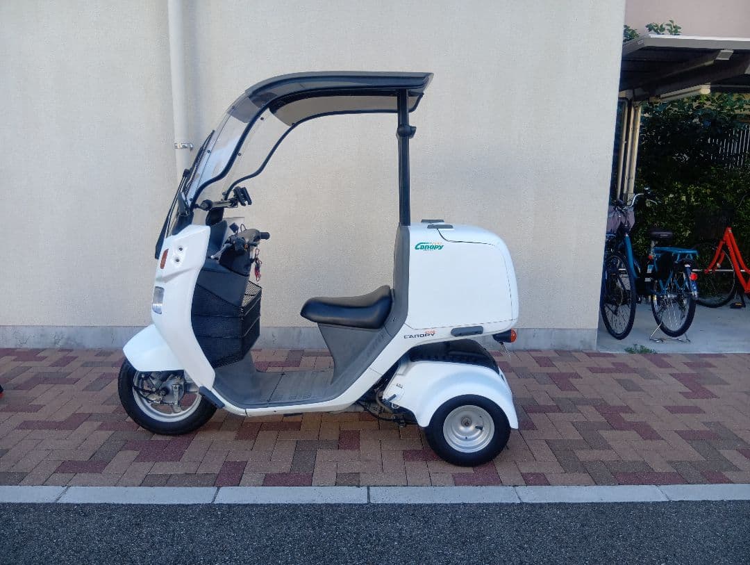 ジャイロ・キャノピー4スト(TA03)ホワイト ジャイロ・キャノピー4スト(TA03)ホワイト