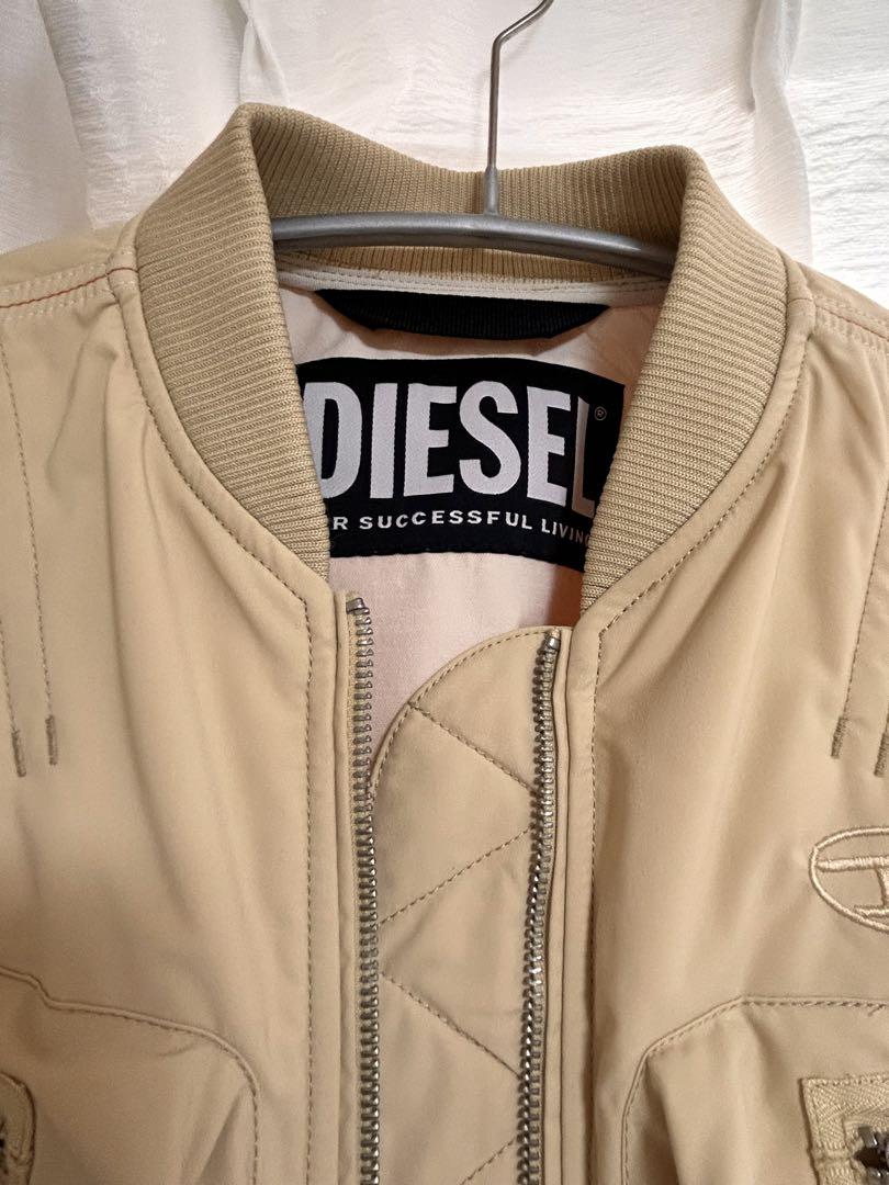 美品】DIESEL G-KHLOE-NL ボンバージャケット Sサイズ - メルカリ 美品】DIESEL G-KHLOE-NL ボンバージャケット Sサイズ - メルカリ