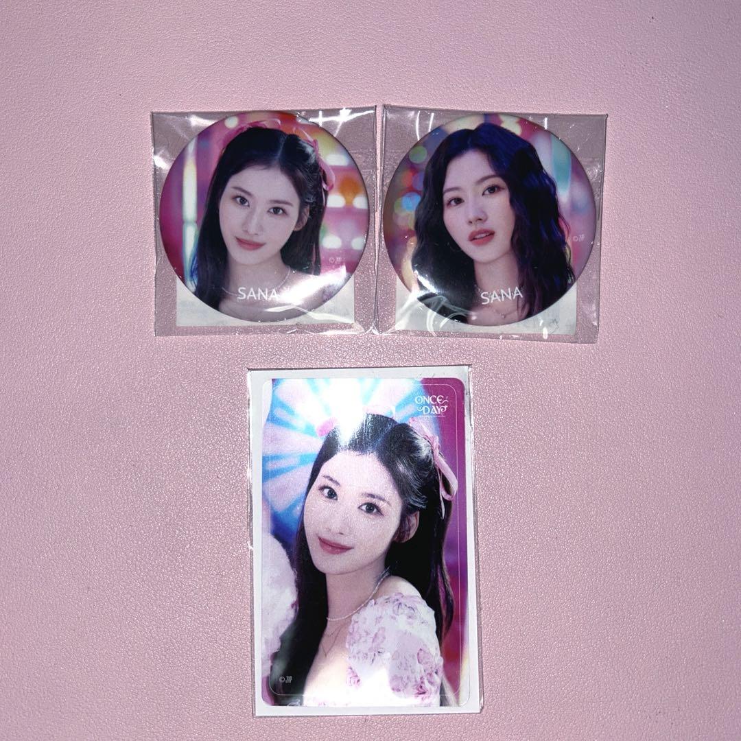 サナ　ミナ　モモ　ナヨンtwice アルバム　トレカ　写真集　缶バッジ　アクスタ TWICE SANA サナ グッズ フォトメッセージカード 56枚 トレカ