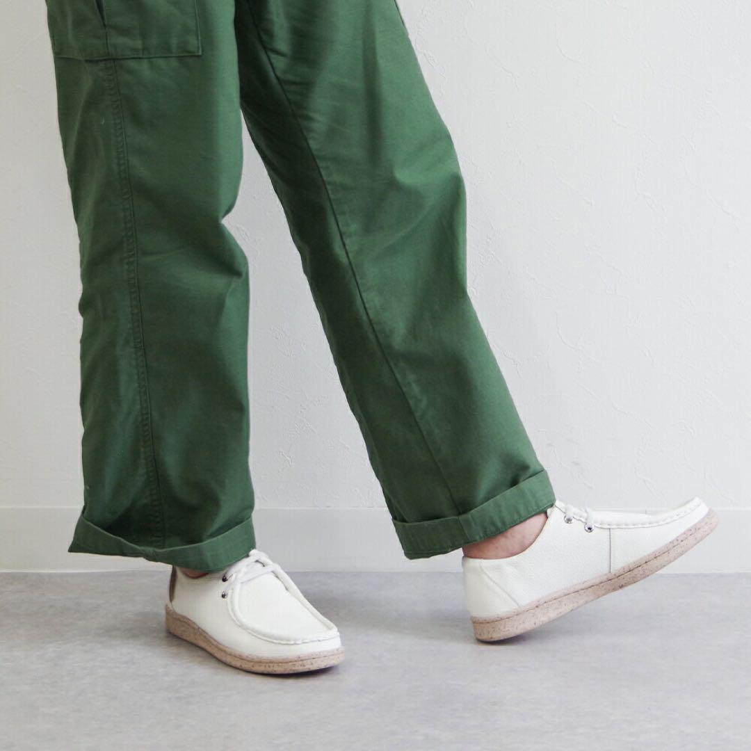 【極美品】現行品 MINNETONKA 人気スリッポンスニーカー 完売サイズ
