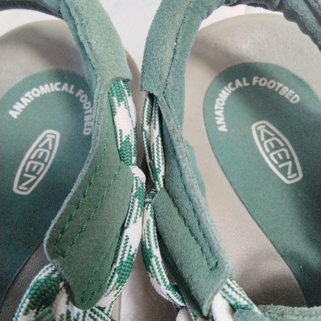 美品♪ KEEN キーン ユニークフラット スポーツサンダル 25.0cm