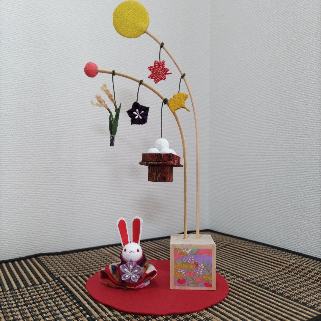 ちりめん細工 うさぎちゃんとお月見吊るし飾り - メルカリ