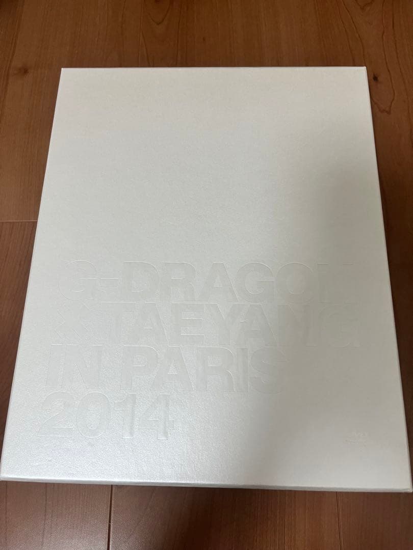 G-DRAGON × TAEYANG IN PARIS 2014 フォトブック G-DRAGON×TAEYANG IN PARIS 2014 フォトブック 希少 - メルカリ