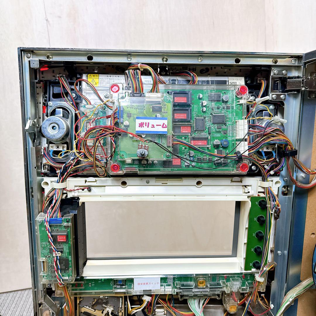 【送料無料】 パチスロ 実機 初代 エウレカセブンコイン不要機 引取割引有 送料無料】 パチスロ 実機 初代 エウレカセブンコイン不要機