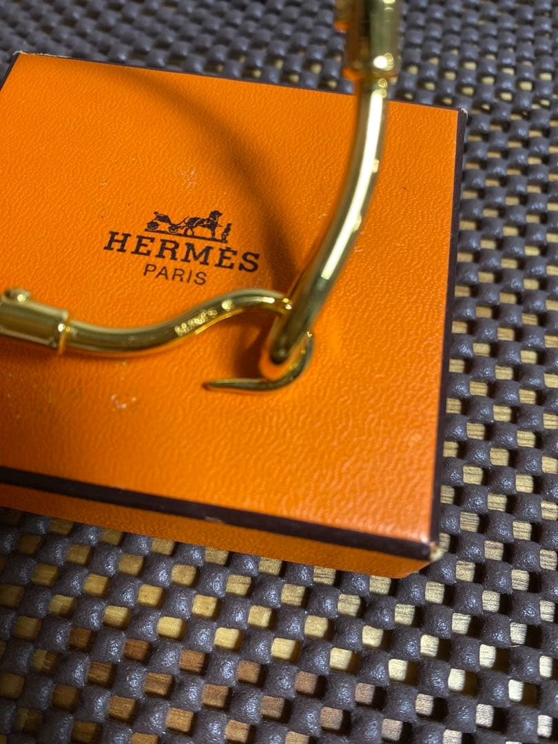 HERMES ブラウン レザー フック型ブレスレット HERMES ブラウン レザー フック型ブレスレット