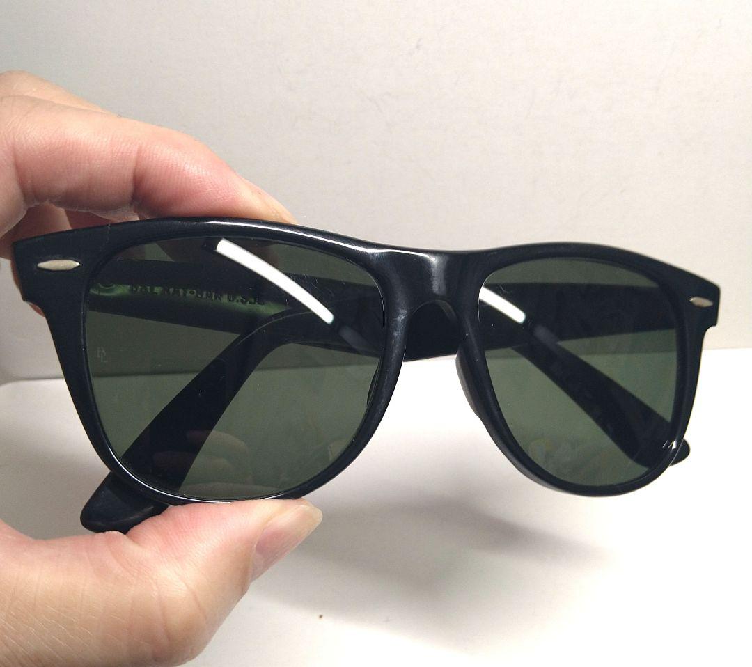 Ray-Ban WAYFARER