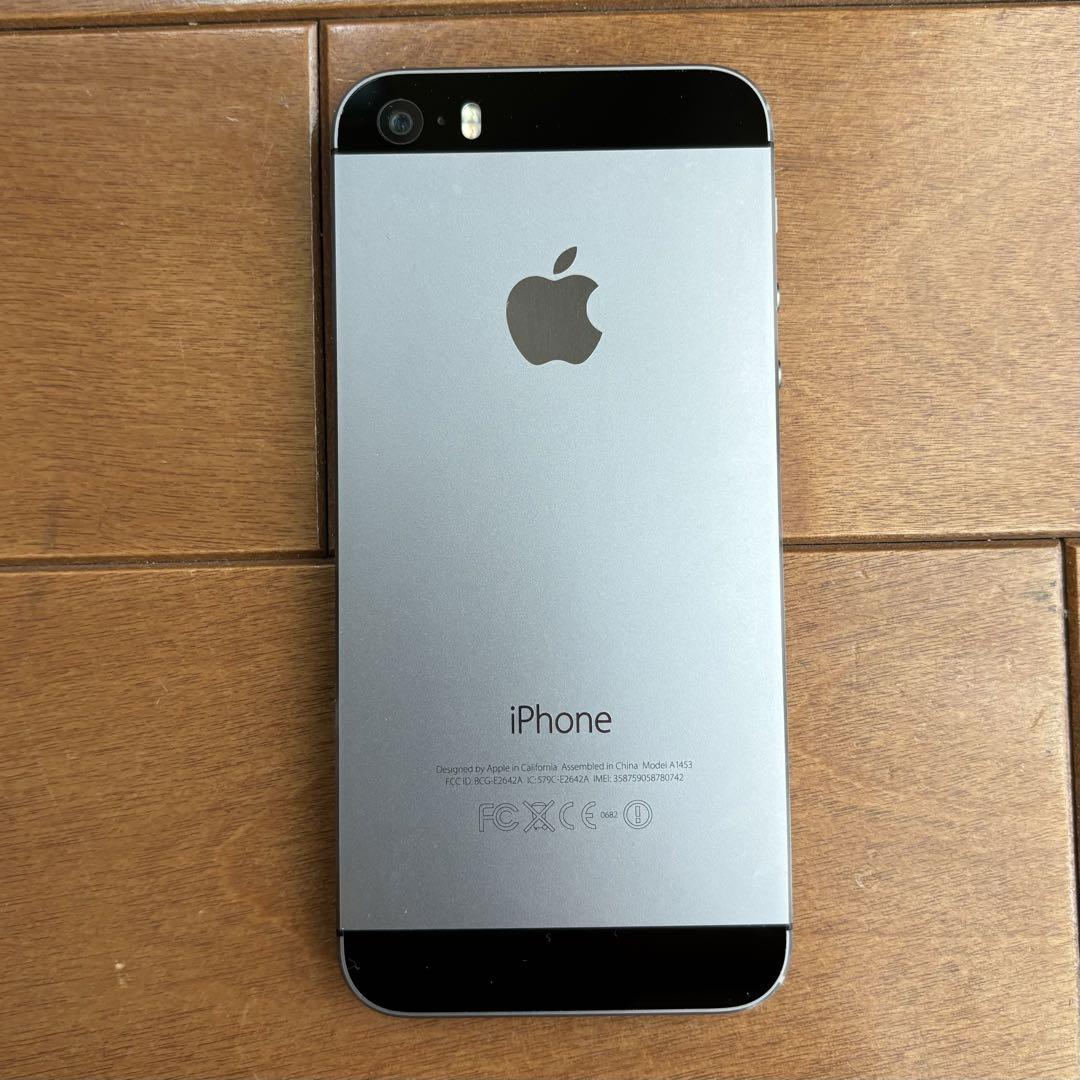 美品【Apple】iPhone 5s 64GB スペースグレイ