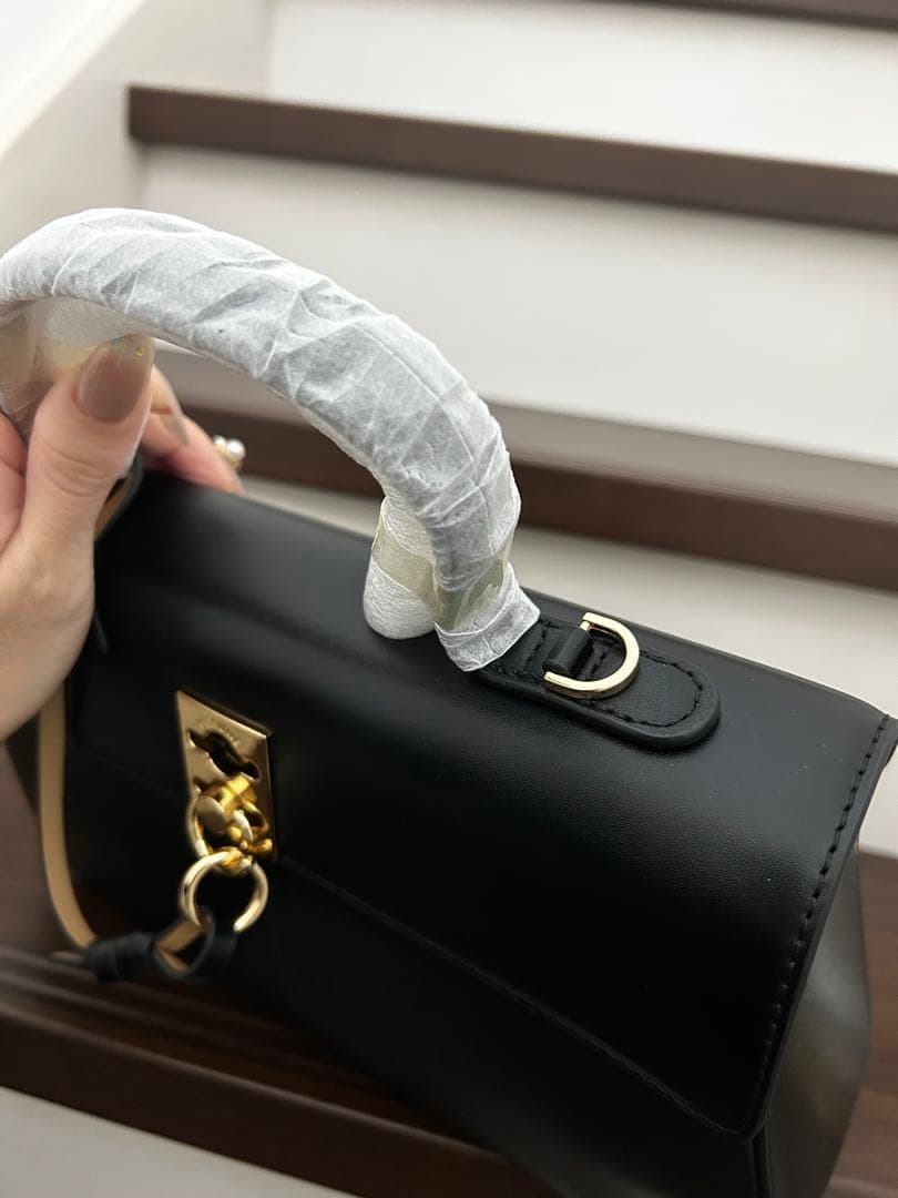 カフネ CAFUNE バッグ カフネ CAFUNE バッグ