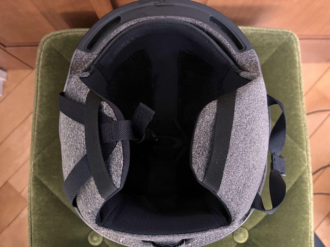 Oakley MOD1 BOA スノーヘルメット Mサイズ