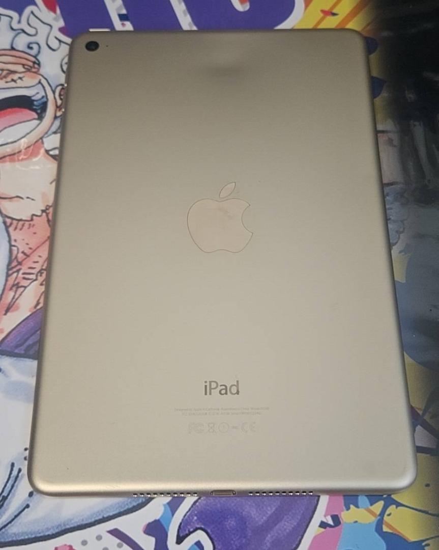 Apple iPad mini 3 ゴールド 本体 Amazon.com: Apple iPad mini 3 MGYE2LL/A 7.9-Inch Retina