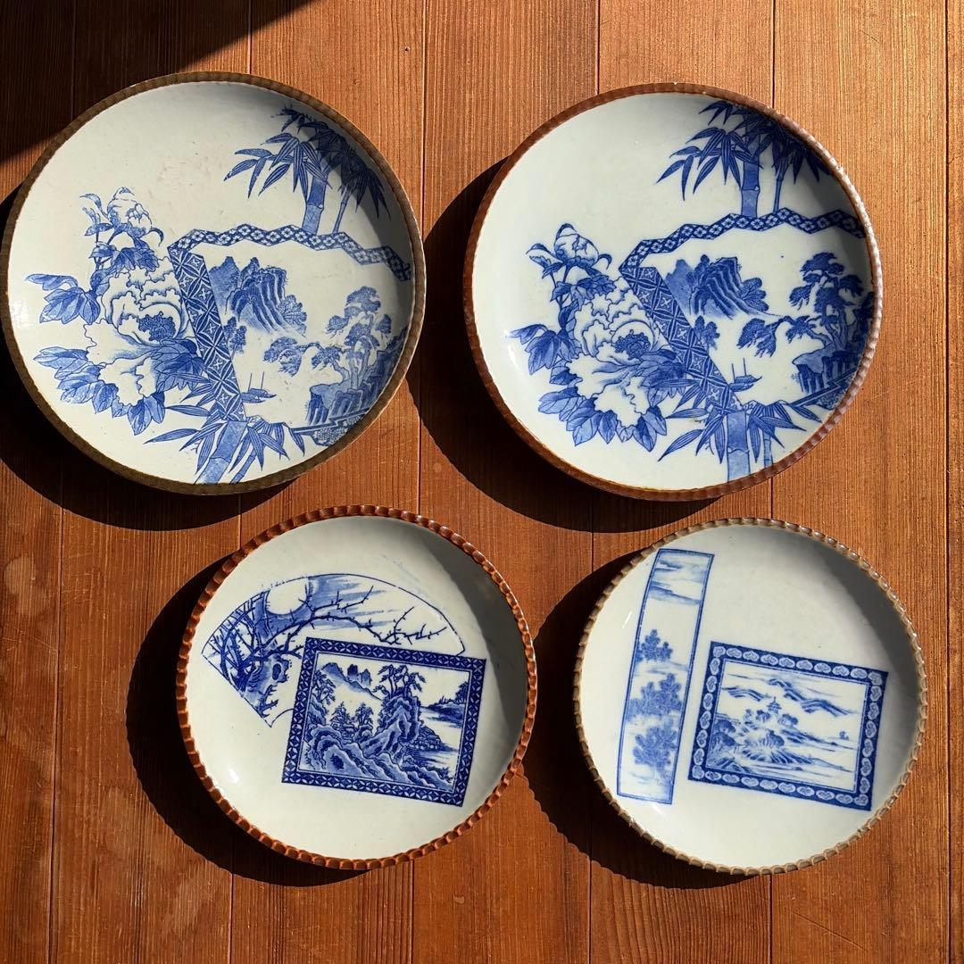 青白い陶器の皿 4枚セット目立った傷や汚れなし