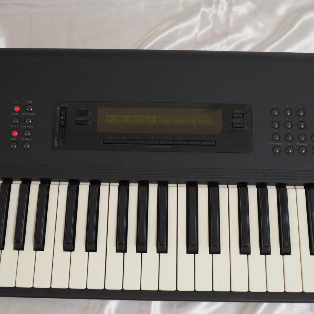 KORG コルグ M1 ミュージックワークステーション KORG コルグ M1 ミュージックワークステーション - メルカリ