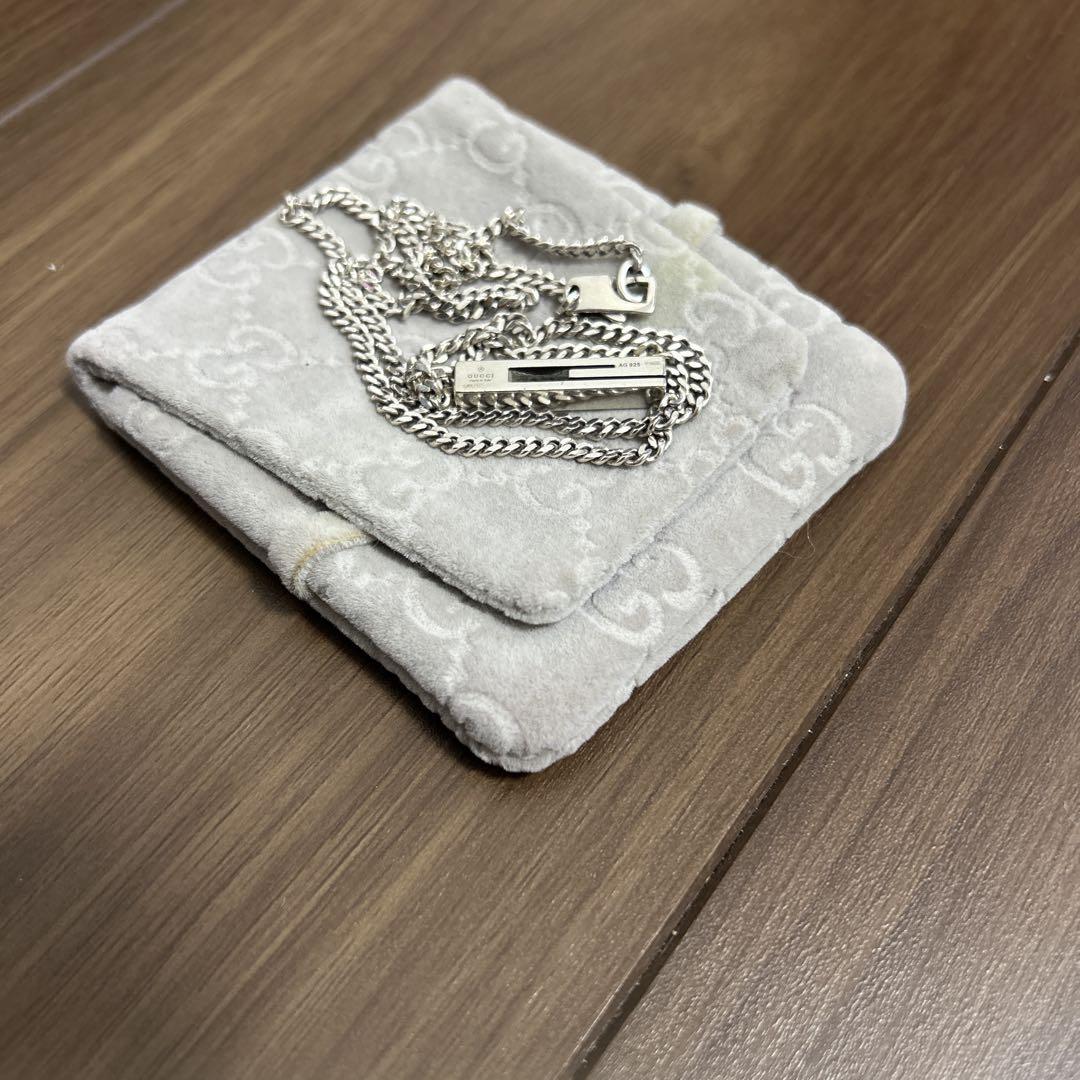GUCCI シルバーネックレス 専用ケース付き