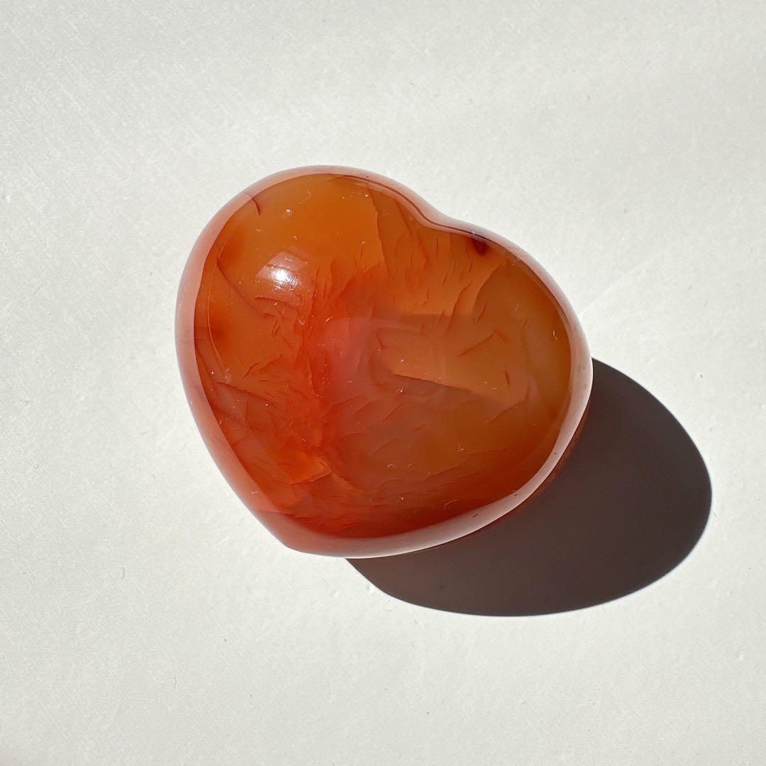 カーネリアン　ぷっくりハート　天然石　置物