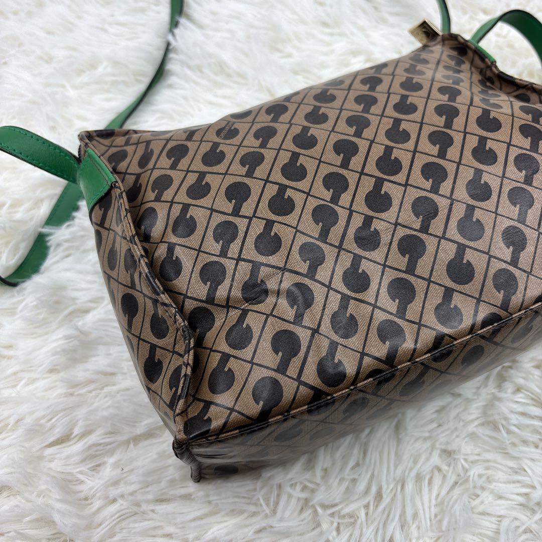 美品✨GHERARDINI ゲラルディーニ 総柄 ショルダー バッグ ソフティ