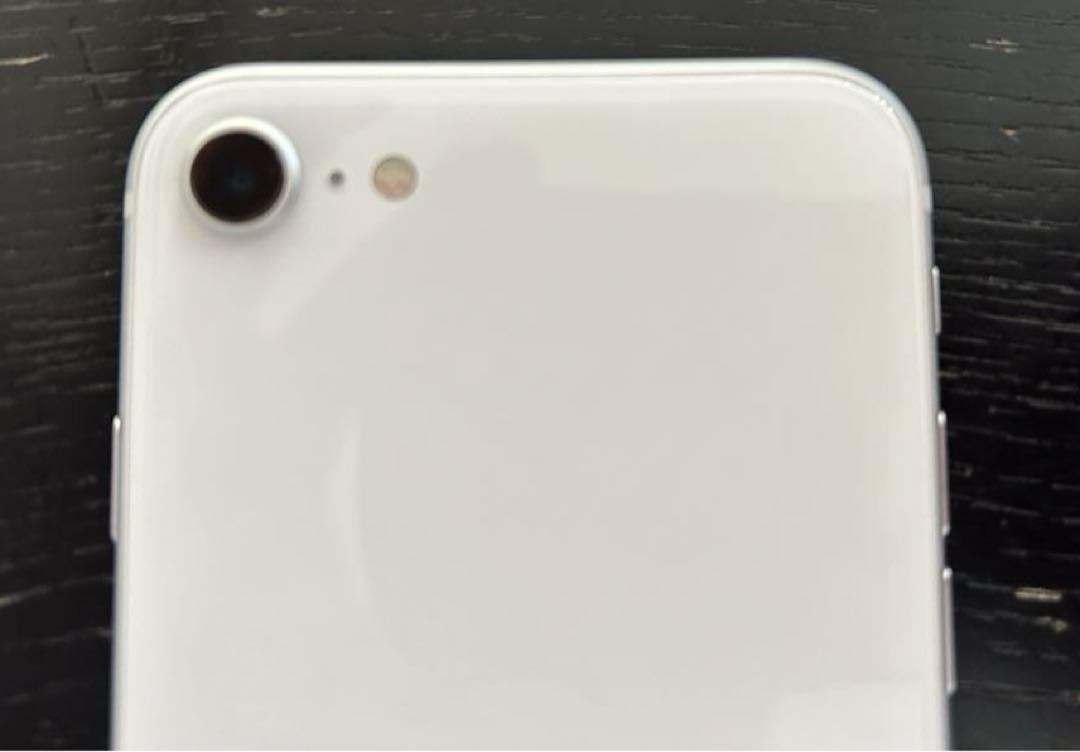 iPhone se 2世代 ホワイト iPhone se 第二世代64GB ホワイト