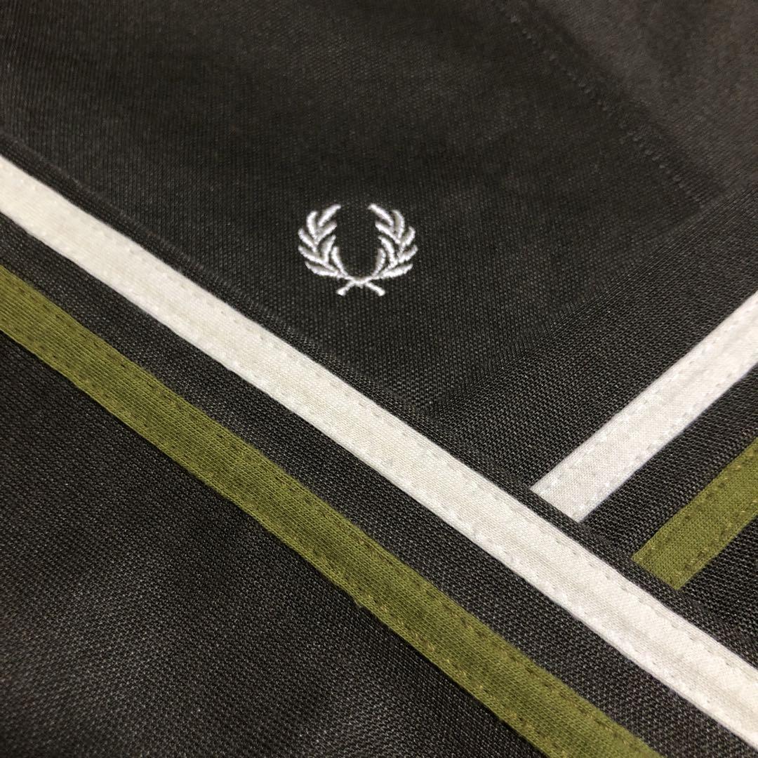 Fred Perry⭐️トラックジャケット S 刺繍月桂樹 カーキ×薄緑×白